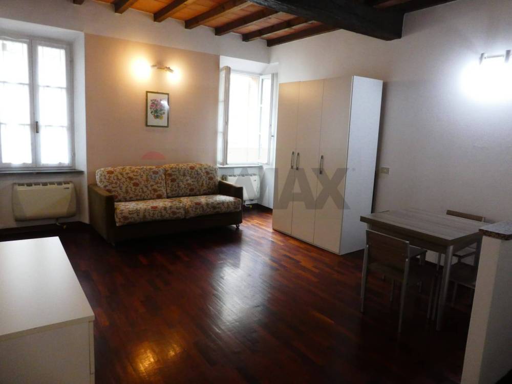 appartamento in affitto a Parma in zona Oltretorrente