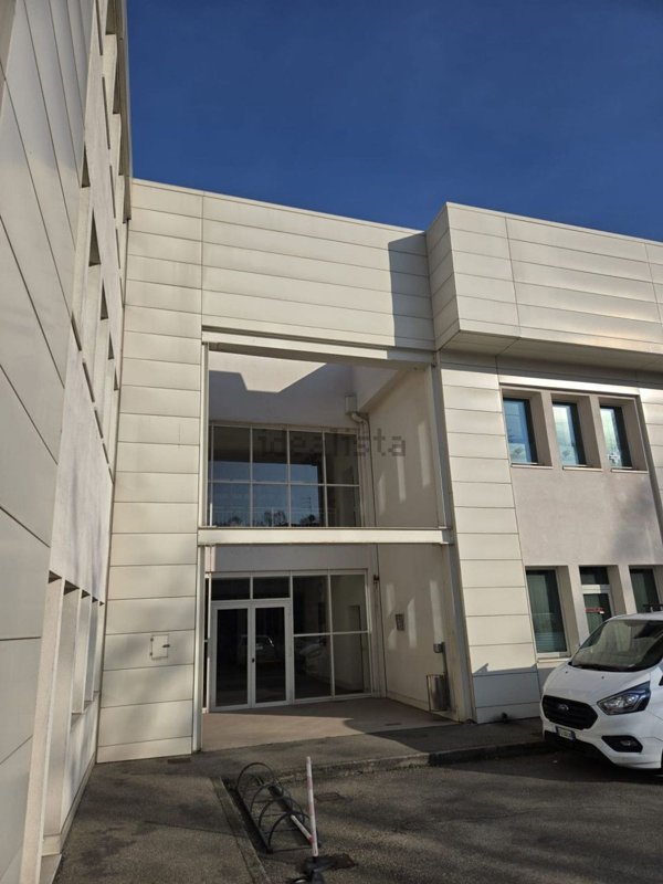 ufficio in affitto a Parma in zona Molinetto