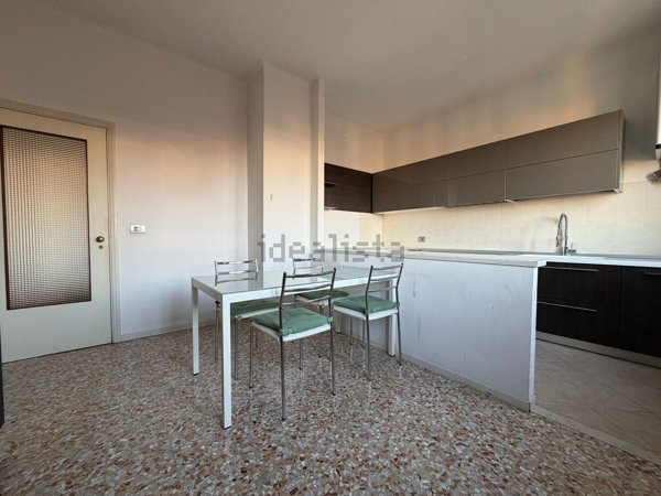 appartamento in affitto a Parma in zona Cittadella