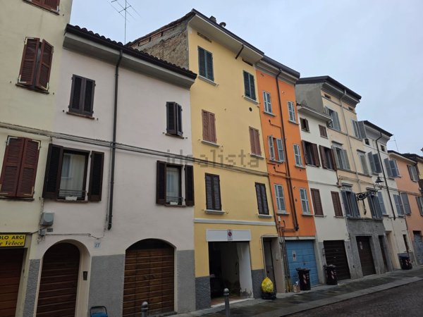 monolocale in affitto a Parma in zona Oltretorrente