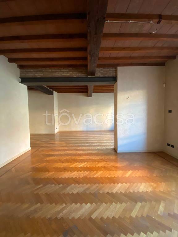 appartamento in affitto a Parma in zona Centro Storico