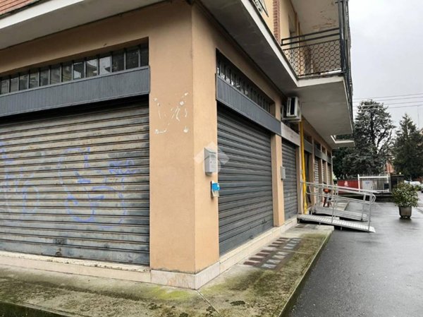 negozio in affitto a Parma in zona San Leonardo