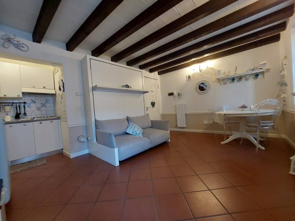 appartamento in affitto a Parma in zona Centro Storico