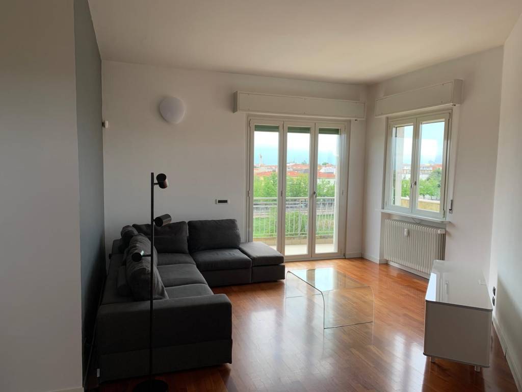 appartamento in affitto a Parma in zona Oltretorrente