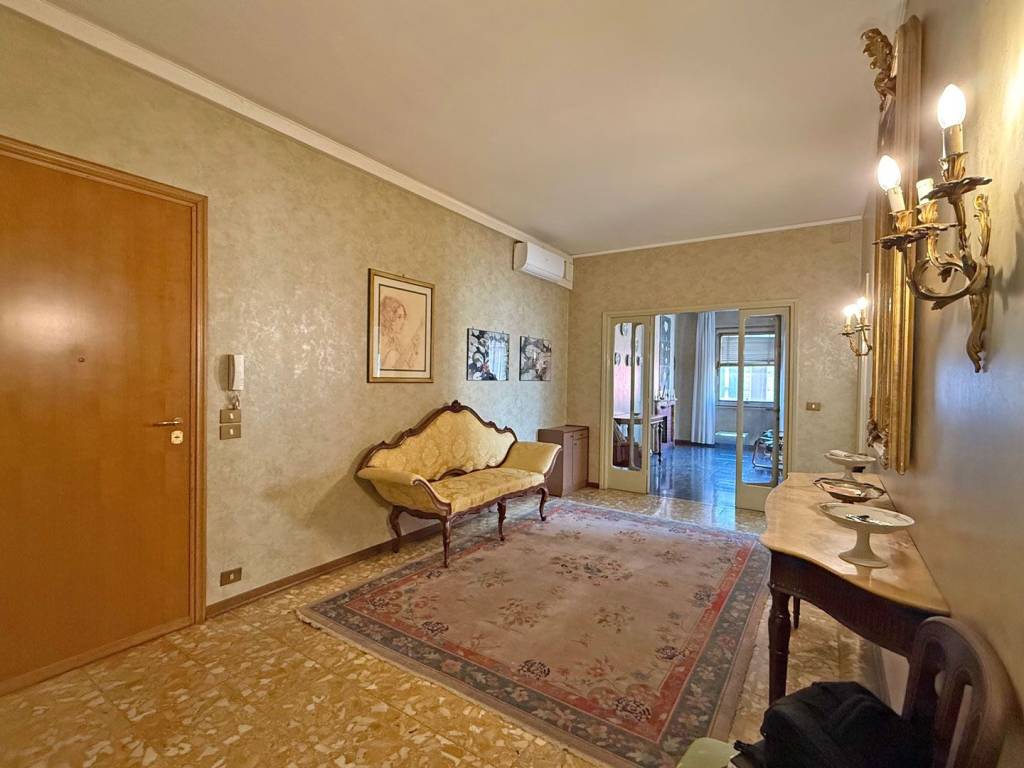 appartamento in affitto a Parma in zona Centro Storico