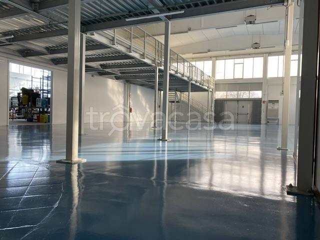 locale commerciale in affitto a Parma in zona San Prospero