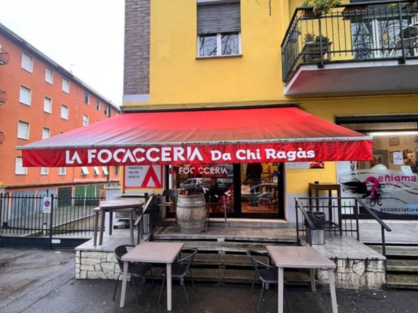 negozio in affitto a Parma