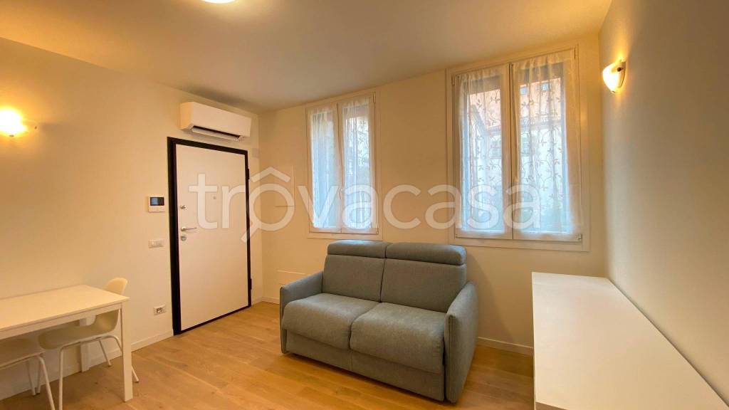 appartamento in affitto a Parma in zona Centro Storico