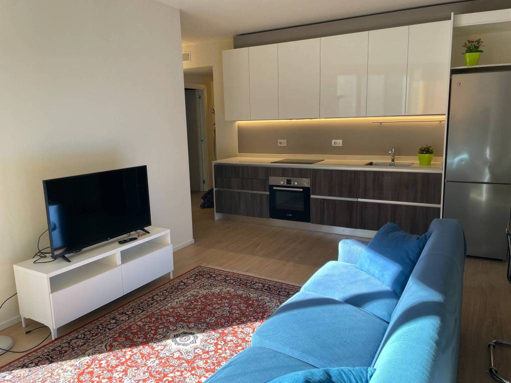 appartamento in affitto a Parma in zona Cittadella