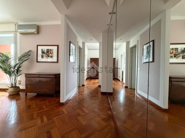 appartamento in affitto a Parma in zona Centro Storico