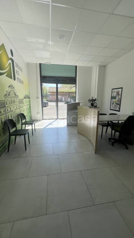 negozio in affitto a Parma in zona Pablo