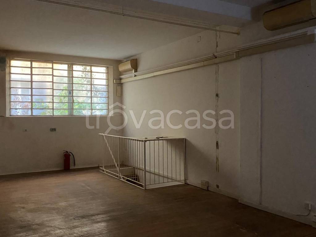 negozio in affitto a Parma in zona Centro Storico