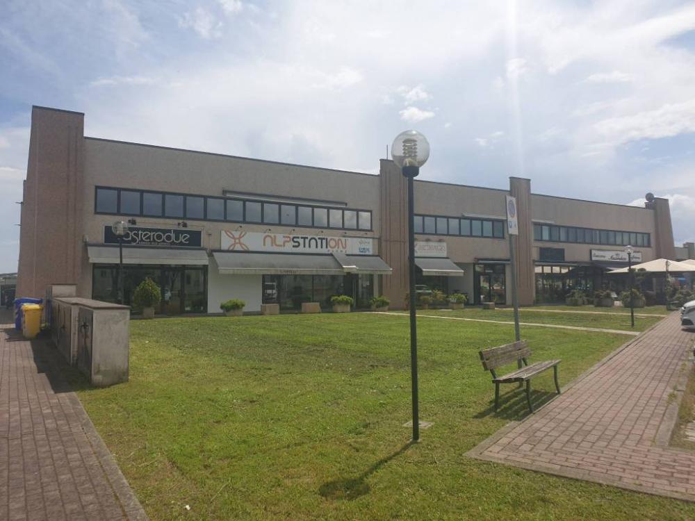 ufficio in affitto a Parma in zona Botteghino