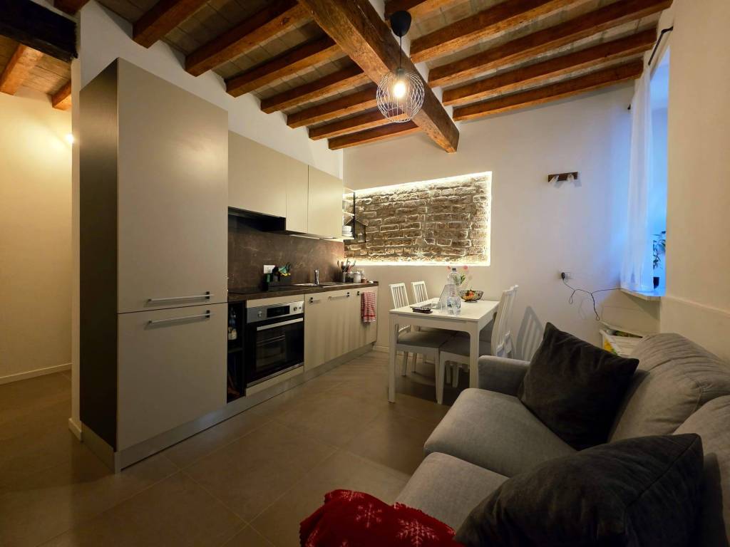 appartamento in affitto a Parma in zona Centro Storico