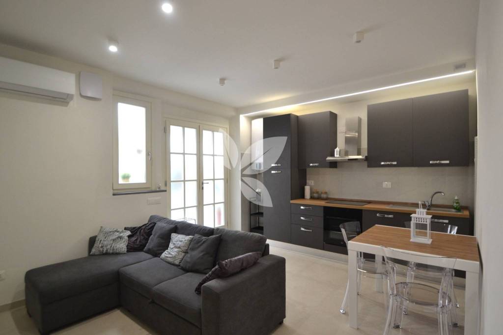 appartamento in affitto a Parma in zona Oltretorrente