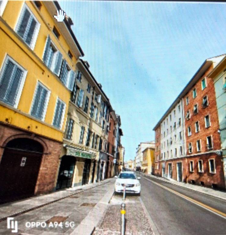 negozio in affitto a Parma in zona Oltretorrente