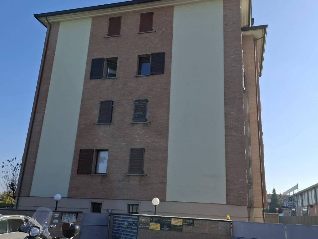 ufficio in affitto a Parma in zona Cittadella