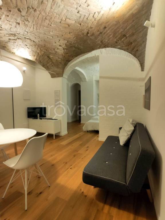 appartamento in affitto a Parma in zona Centro Storico