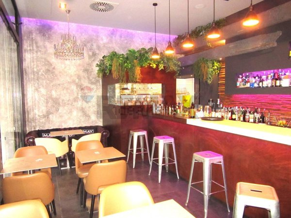 negozio in affitto a Parma in zona Centro Storico