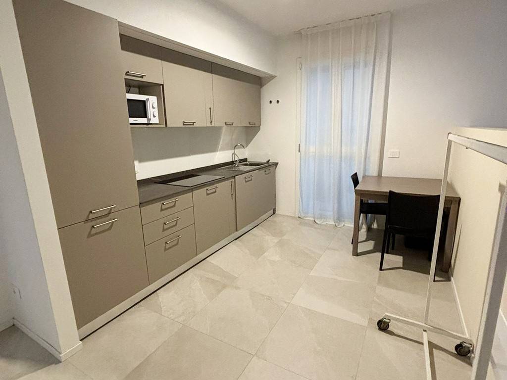 appartamento in affitto a Parma in zona Cittadella