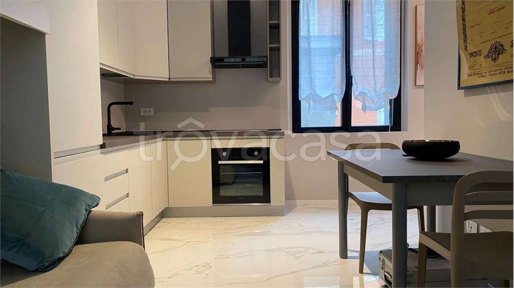 appartamento in affitto a Parma in zona Centro Storico