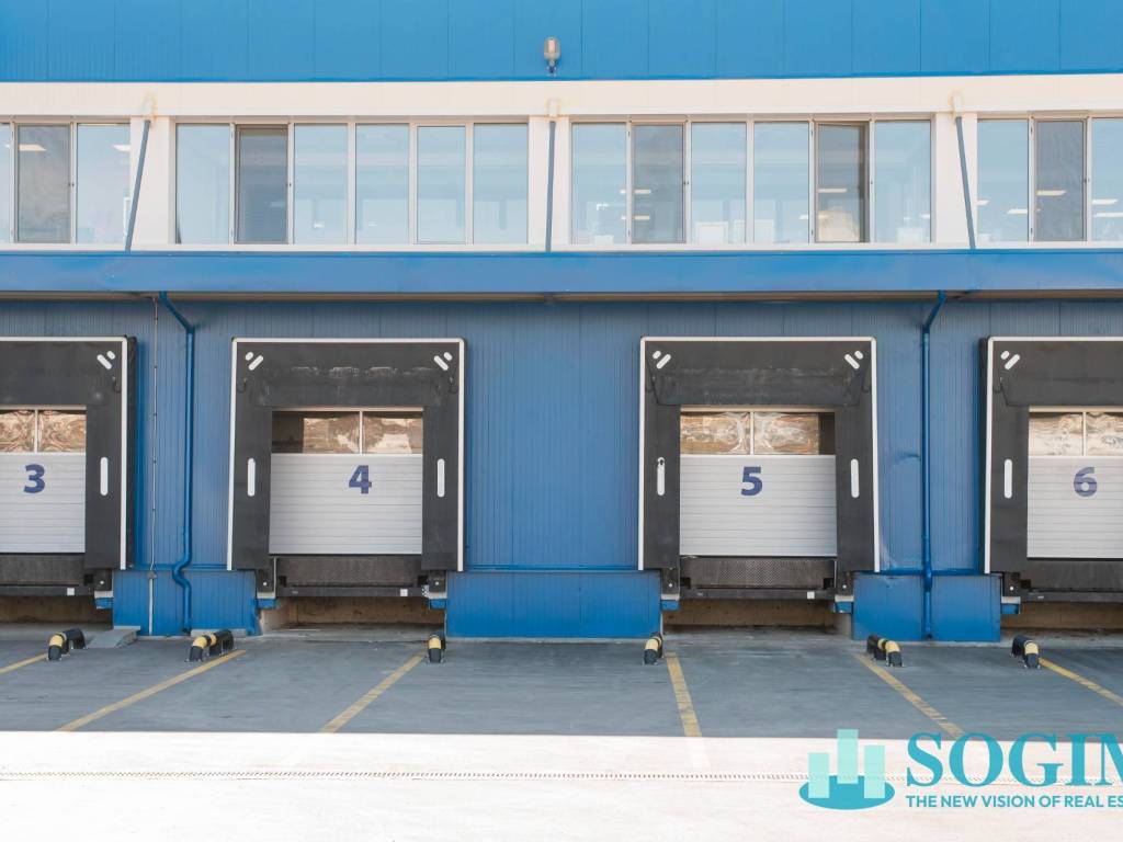 locale commerciale in affitto a Parma