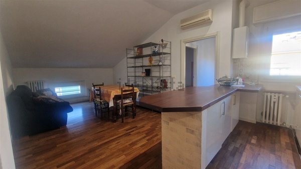 appartamento in affitto a Parma in zona Cittadella