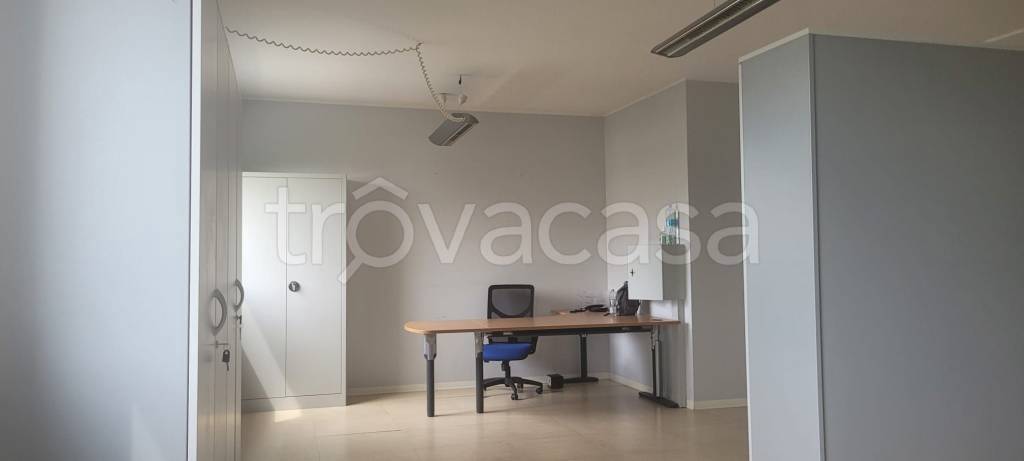 ufficio in affitto a Parma in zona Pablo