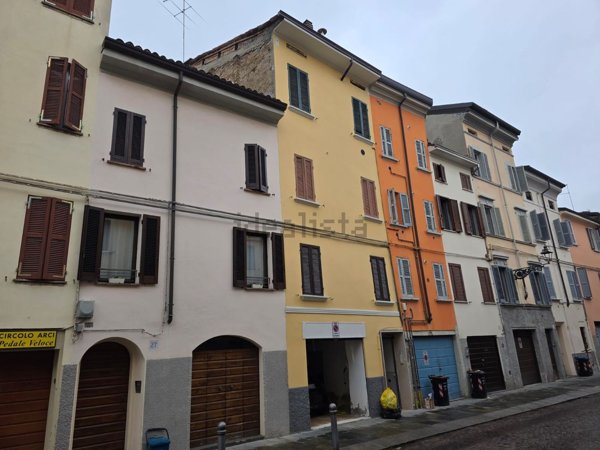 appartamento in affitto a Parma in zona Oltretorrente
