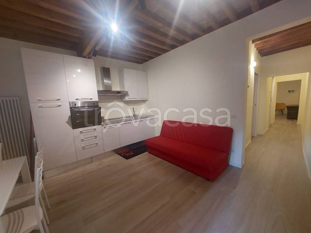 appartamento in affitto a Parma in zona Oltretorrente