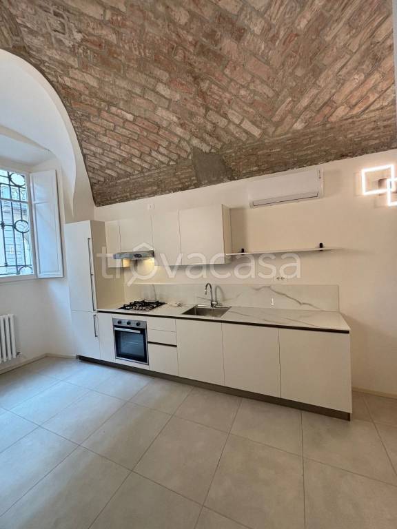 appartamento in affitto a Parma in zona Centro Storico