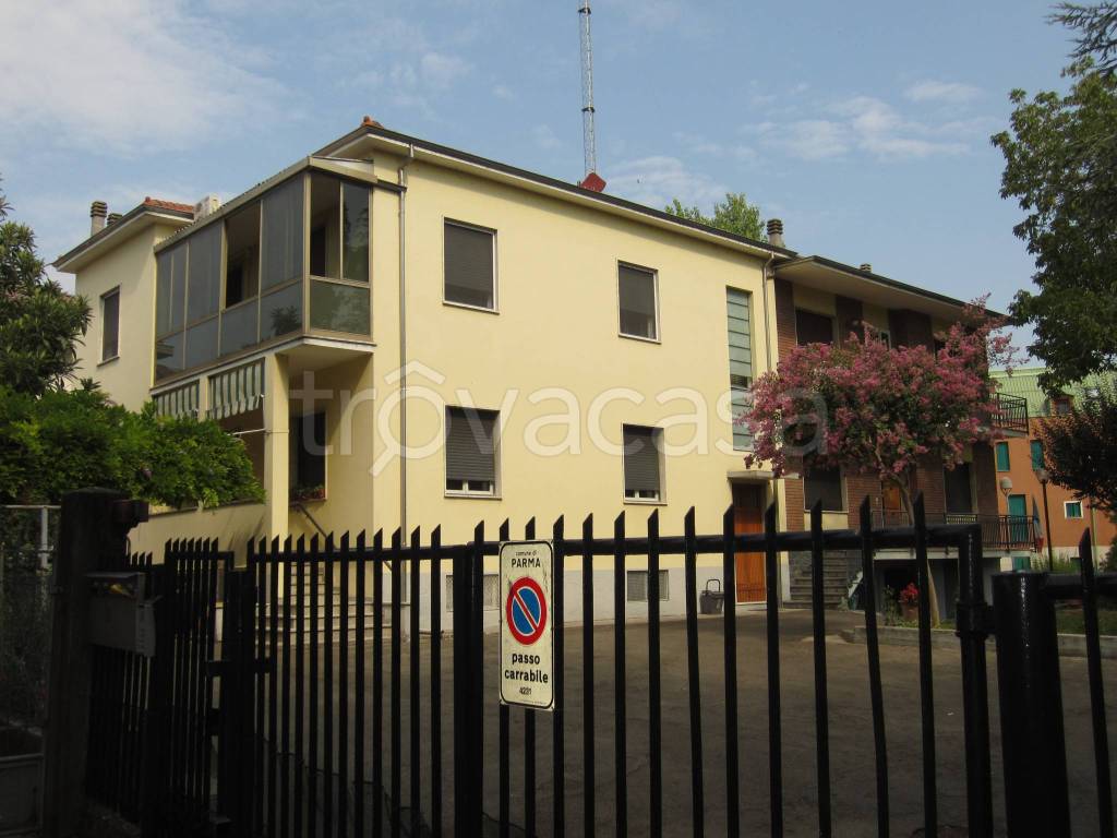 appartamento in affitto a Parma in zona Montanara