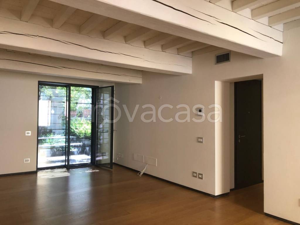 appartamento in affitto a Parma in zona Centro Storico