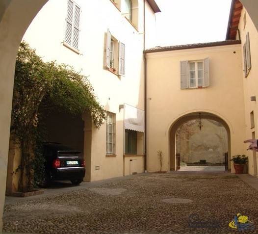 appartamento in affitto a Parma in zona Centro Storico