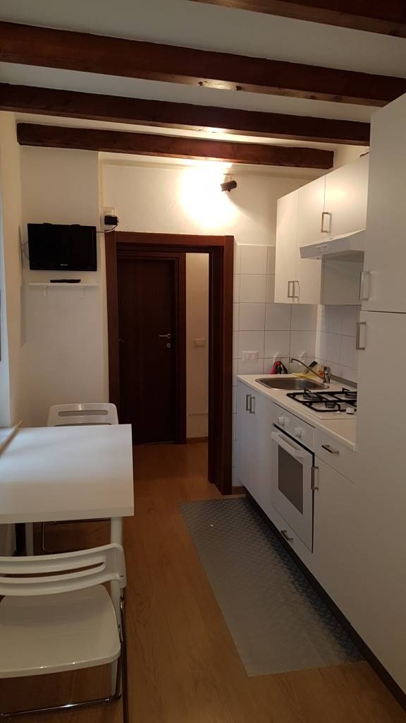 appartamento in affitto a Parma in zona Centro Storico