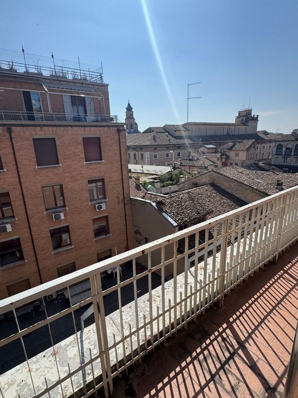appartamento in affitto a Parma in zona Centro Storico
