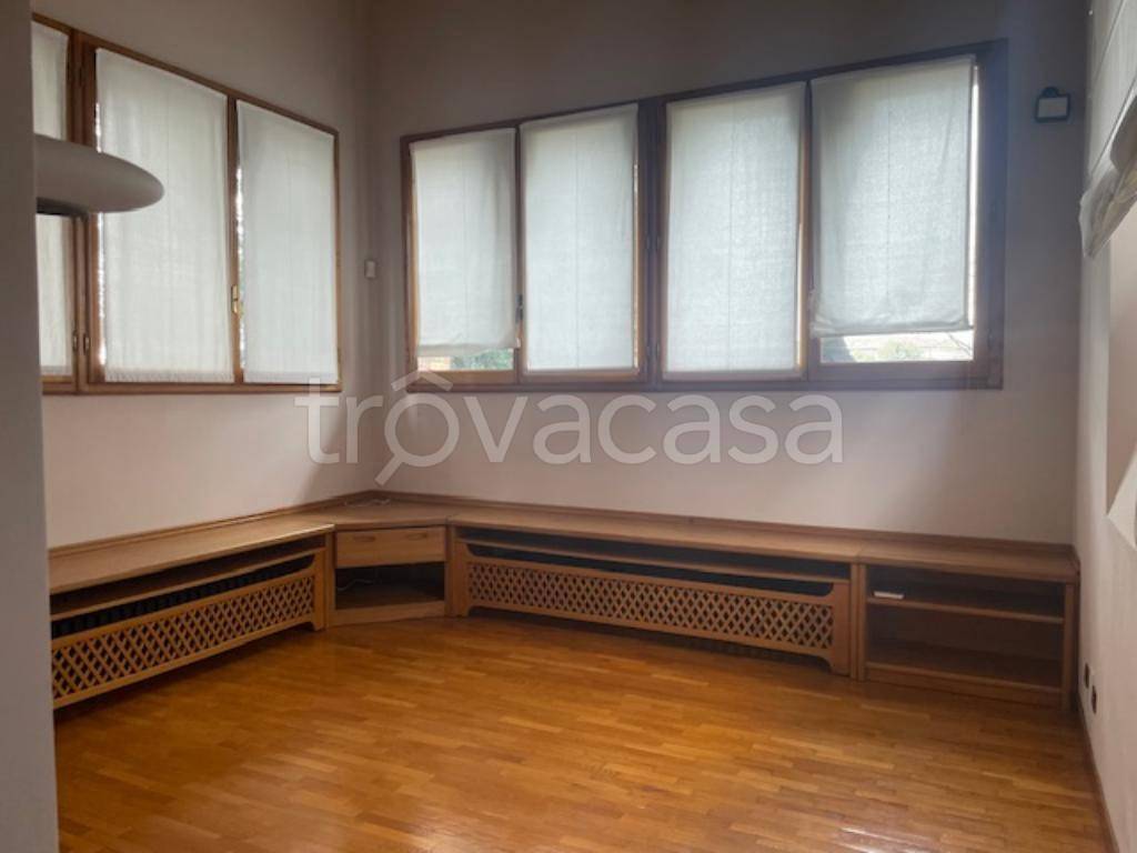 appartamento in affitto a Parma in zona Centro Storico