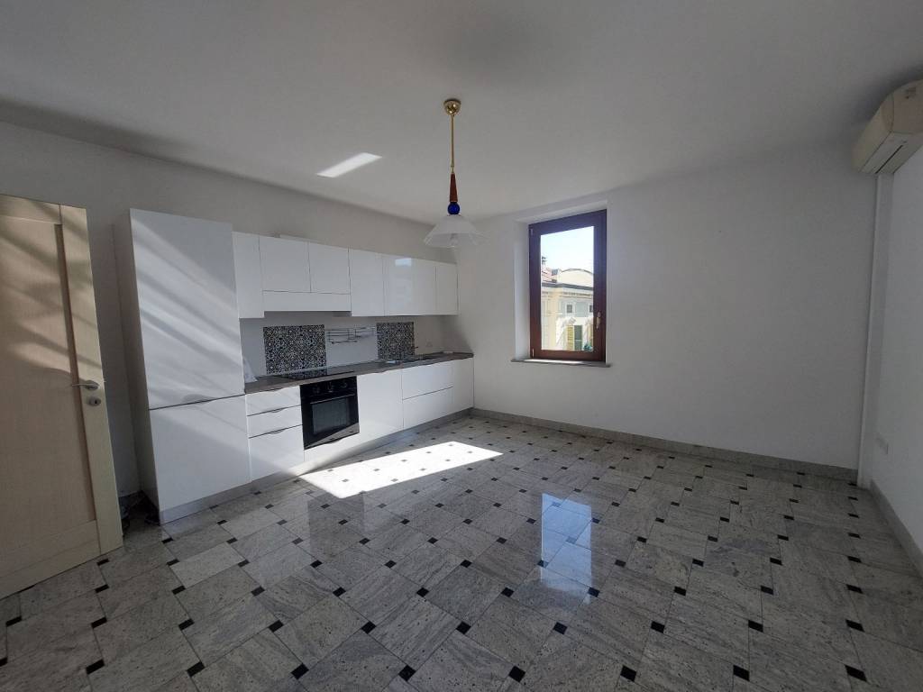 appartamento in affitto a Parma in zona Cittadella