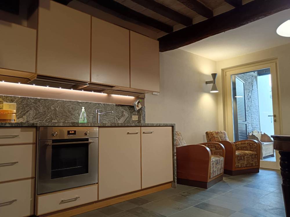 appartamento in affitto a Parma in zona Oltretorrente