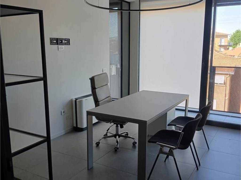 ufficio in affitto a Parma in zona Gaione