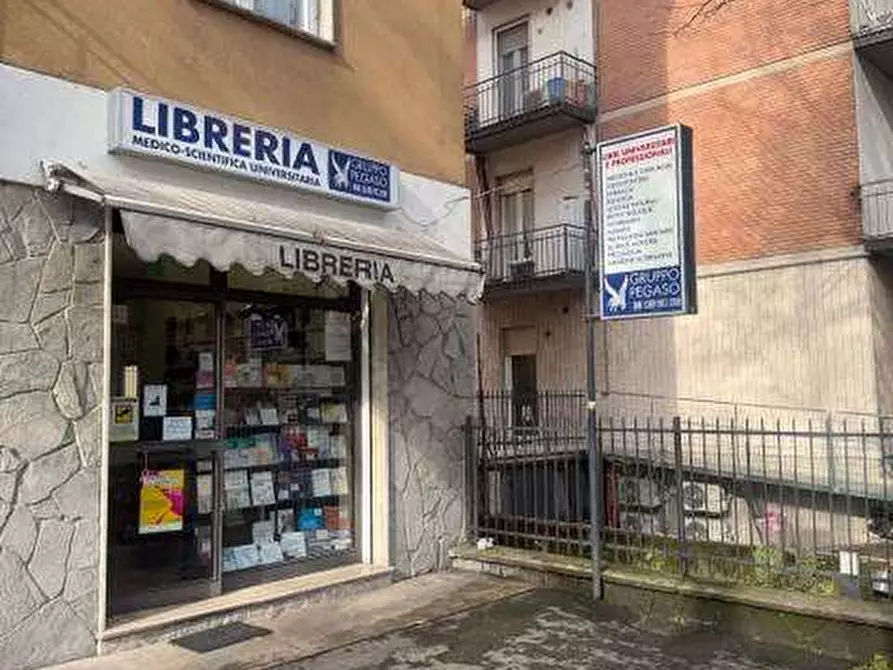 negozio in affitto a Parma