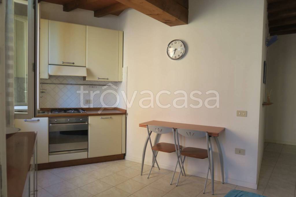 appartamento in affitto a Parma in zona Oltretorrente