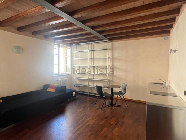 appartamento in affitto a Parma in zona Centro Storico