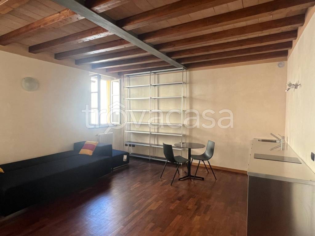 appartamento in affitto a Parma in zona Centro Storico