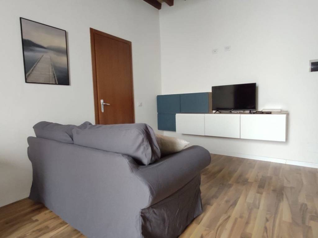 appartamento in affitto a Parma in zona Oltretorrente