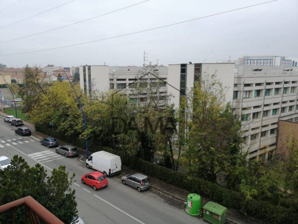 negozio in affitto a Parma in zona Centro Storico