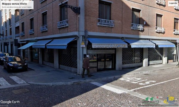 locale commerciale in affitto a Parma in zona Centro Storico