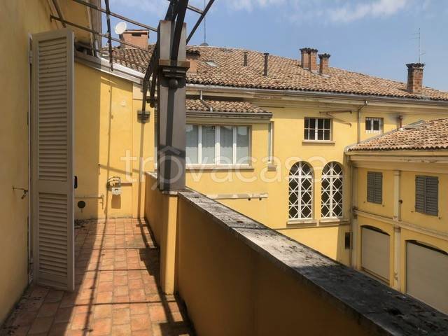 appartamento in affitto a Parma in zona Centro Storico