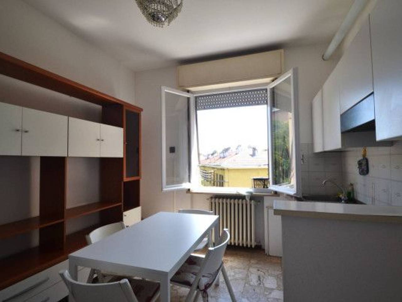 appartamento in affitto a Parma in zona Oltretorrente