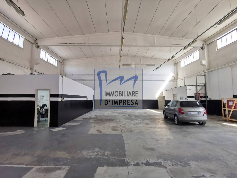 ufficio in affitto a Parma in zona Crocetta